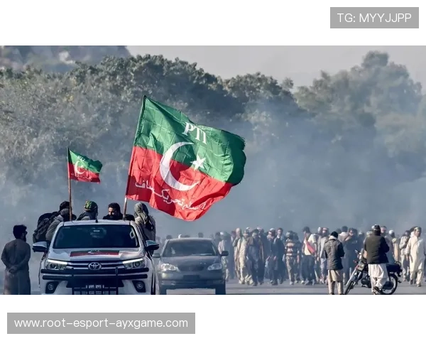 巴基斯坦失误频繁，陷入被动局面，巴基斯坦局势动荡